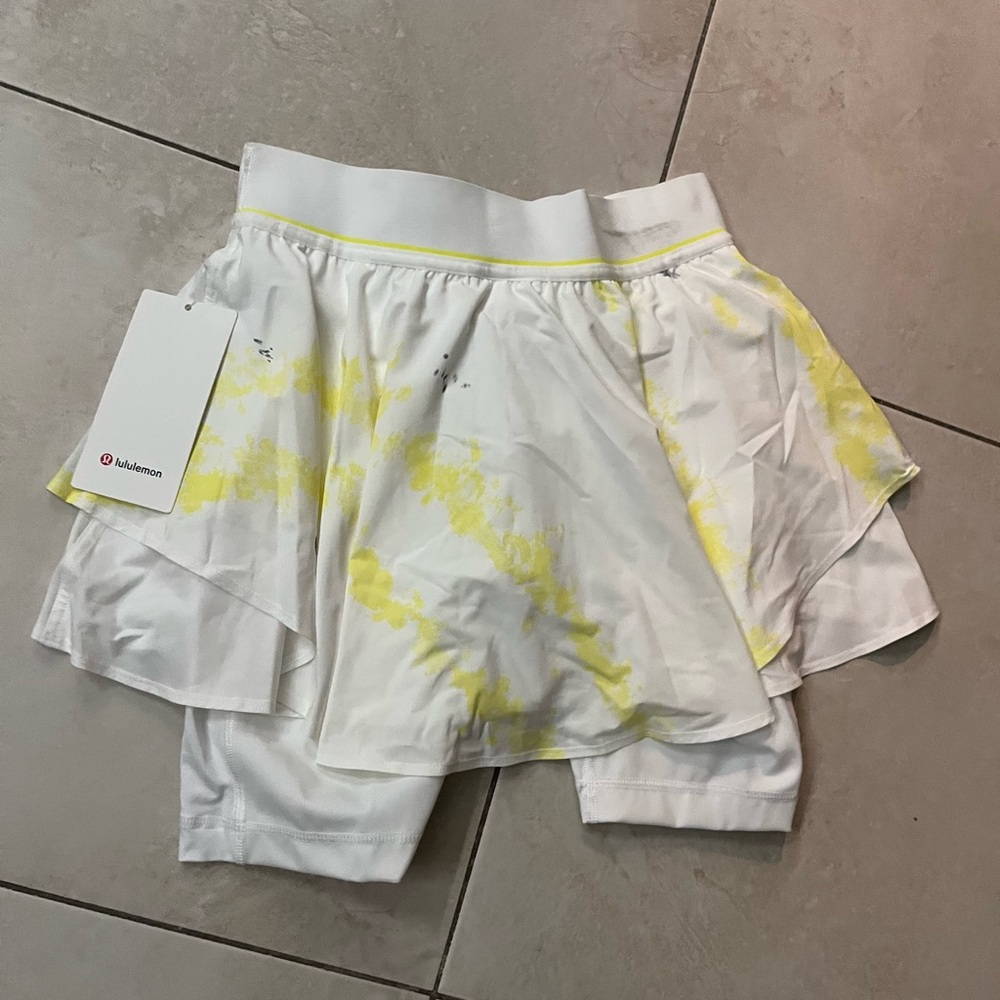 Lululemon Athletica White Skort with Yellow Highlights
